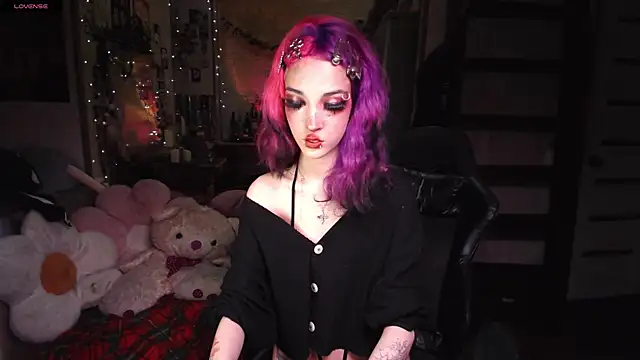 Ink  pleasure online show from May 23, 9:52 pm
