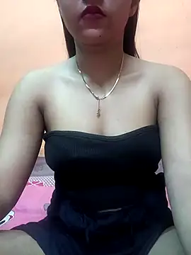 Eisha 20s online show from February 7, 12:31 am
