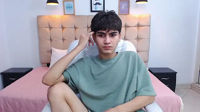 Tommy18   online show from January 31, 5:51 am