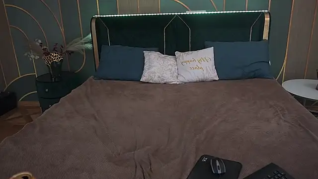 ArielGemme online show from January 21, 7:50 pm