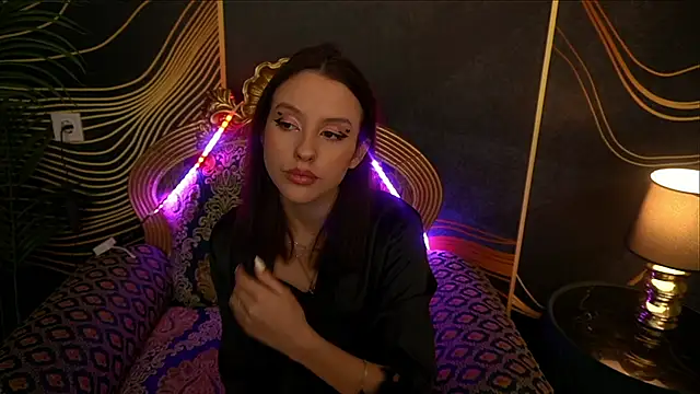 Snapshot of AnnaElys chatting on March 8, 10:24 pm AnnaElys online show from March 8, 10:24 pm