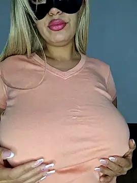 nonalona199999 online show from November 12, 11:25 pm