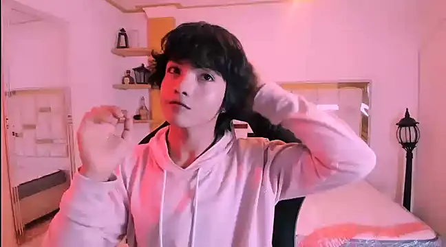 AllanYong18 online show from January 17, 12:31 am