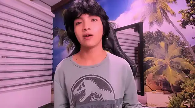 AllanYong18 online show from January 20, 4:21 am