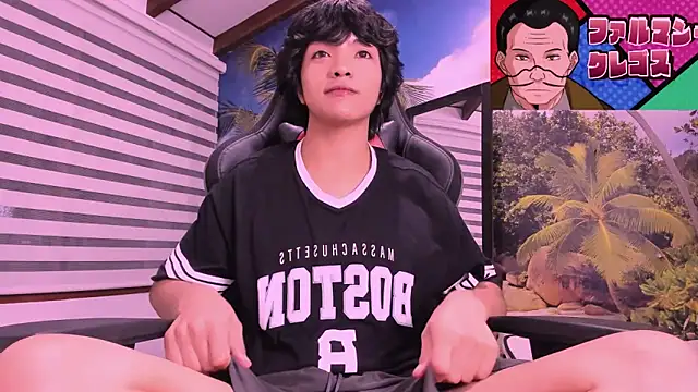 AllanYong18 online show from February 18, 8:49 am