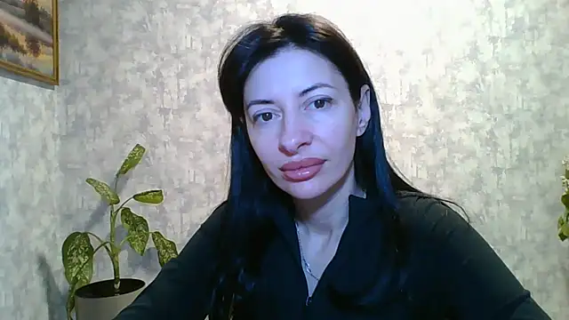 LissaBlossom online show from May 2, 5:01 am