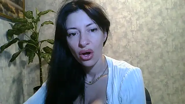 LissaBlossom online show from June 7, 3:10 am