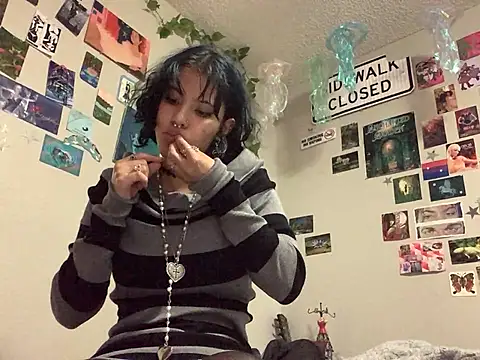 Snapshot of Rubyred2369 chatting on January 25, 9:04 pm Rubyred2369 online show from January 25, 9:04 pm