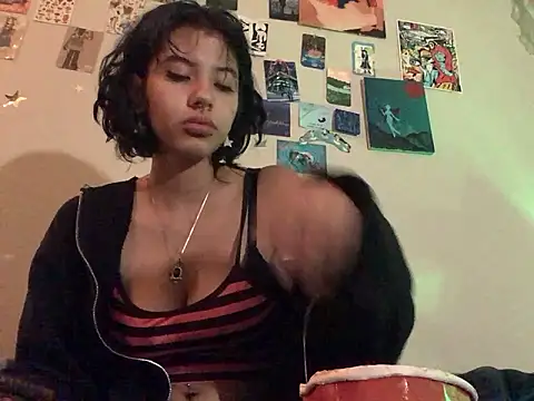 Snapshot of Rubyred2369 chatting on January 30, 3:33 am Rubyred2369 online show from January 30, 3:33 am