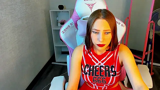 Aliceforfuun online show from January 18, 5:52 am