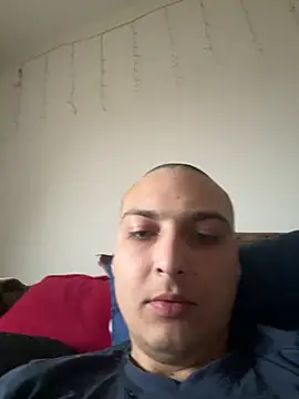 Snapshot of Manijak38 chatting on March 28, 2:16 pm Manijak38 online show from March 28, 2:16 pm