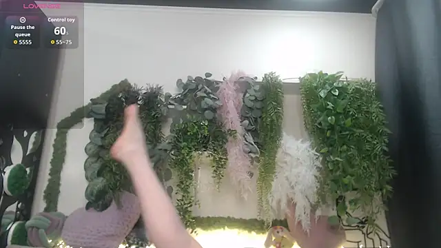 Snapshot of scyrim2 chatting on September 30, 8:41 am scyrim2 online show from September 30, 8:41 am