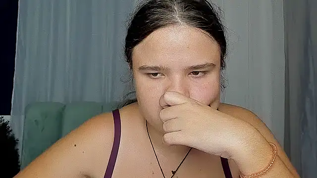 Snapshot of AdeleCruz chatting on September 22, 12:07 pm AdeleCruz online show from September 22, 12:07 pm