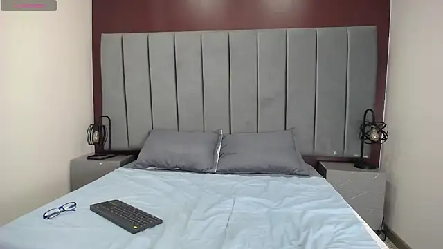 VickyBoobss online show from January 30, 9:04 pm