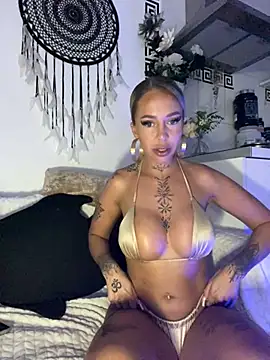 CheekyChels online show from March 1, 7:04 pm