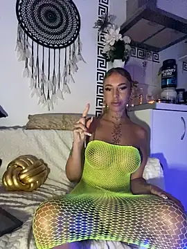 CheekyChels online show from March 19, 4:34 pm