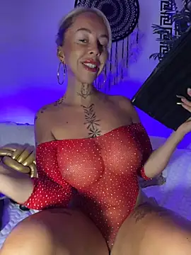 CheekyChels online show from September 17, 4:19 pm