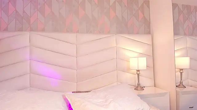 chelsea bolton  online show from January 27, 4:54 pm