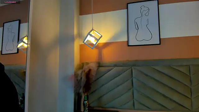 chelsea bolton  online show from December 22, 12:46 pm