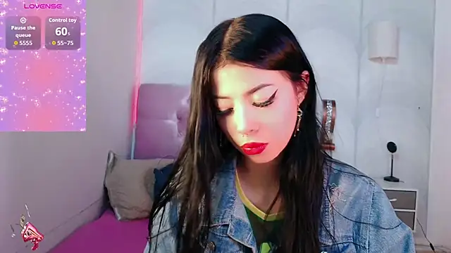 madison oli online show from November 24, 12:05 pm