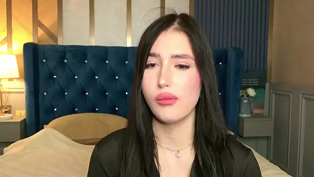 Snapshot of EmmaLawrens chatting on September 21, 8:32 pm EmmaLawrens online show from September 21, 8:32 pm