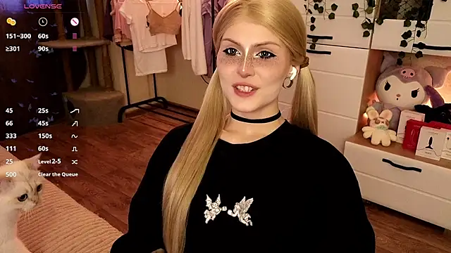 Emily  Mooree online show from October 8, 8:23 am