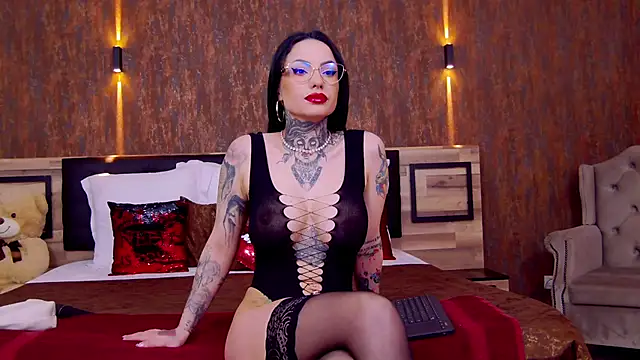 NataliaCristal online show from February 5, 6:35 am