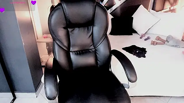 vaiolethsan   online show from February 16, 8:16 pm