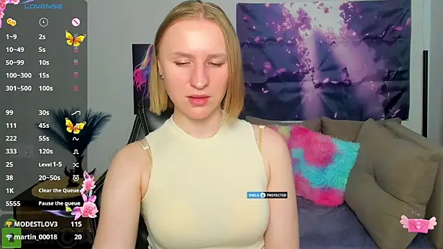 BeautyBlondy online show from May 11, 4:04 pm