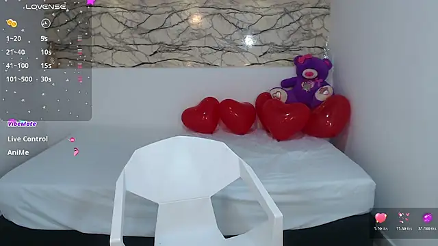 Snapshot of JasmineRose7 chatting on February 15, 8:22 pm JasmineRose7 online show from February 15, 8:22 pm
