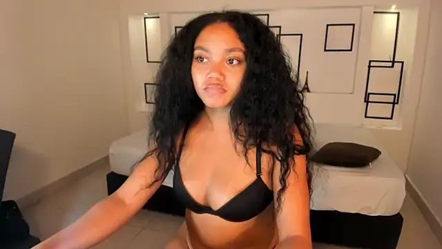 Snapshot of JasmineRose7 chatting on February 23, 2:35 pm JasmineRose7 online show from February 23, 2:35 pm