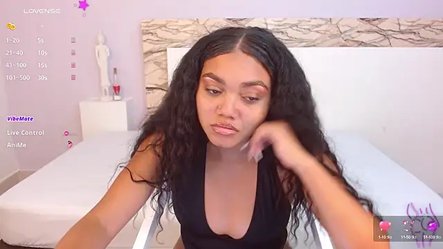 Snapshot of JasmineRose7 chatting on February 25, 10:47 am JasmineRose7 online show from February 25, 10:47 am
