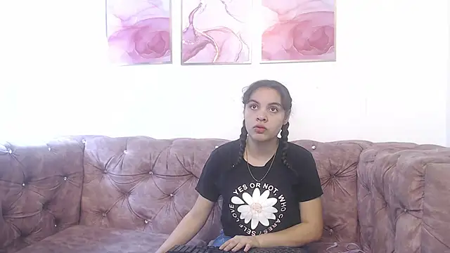 Kim Lennon online show from February 15, 11:28 am