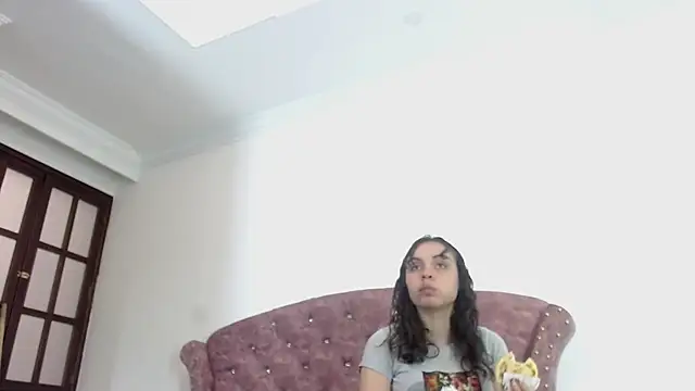 Kim Lennon online show from February 22, 1:24 pm