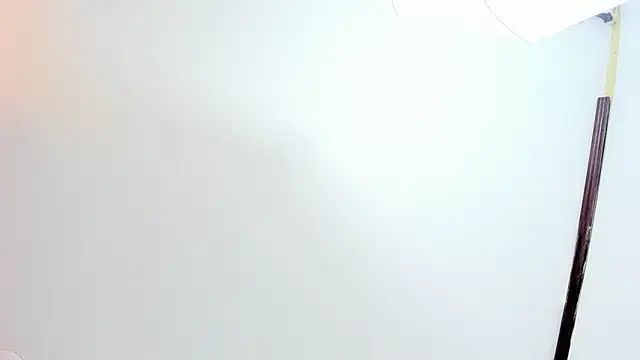 Kim Lennon online show from September 13, 1:11 pm