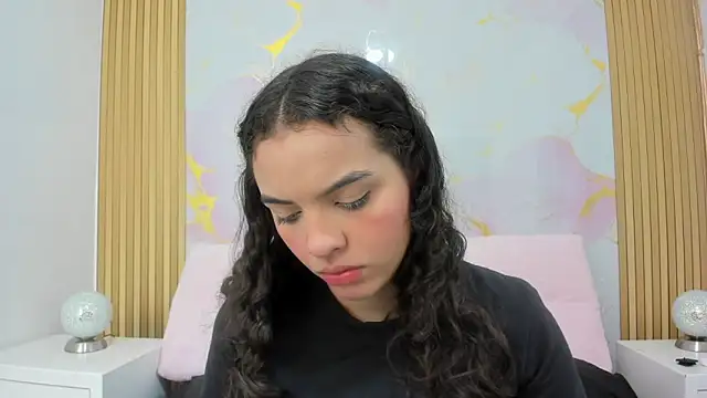 Snapshot of Kim_Lennon chatting on September 20, 4:52 pm Kim Lennon online show from September 20, 4:52 pm