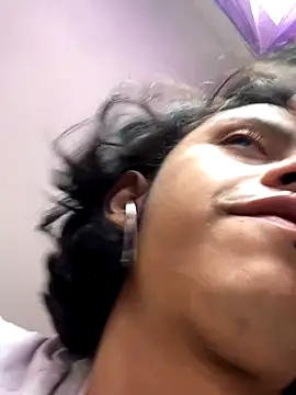 boysLittle online show from October 9, 5:33 pm