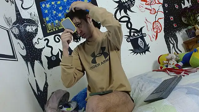 boysLittle online show from October 17, 10:18 am