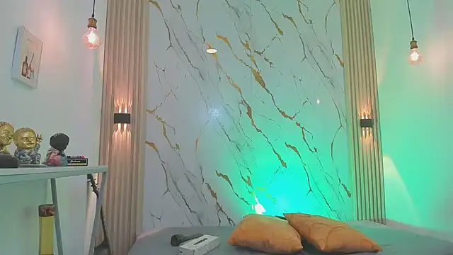 gabriela cortez online show from February 7, 12:31 pm