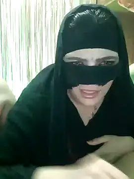 Snapshot of Mayan9 chatting on February 6, 10:53 pm Mayan9 online show from February 6, 10:53 pm