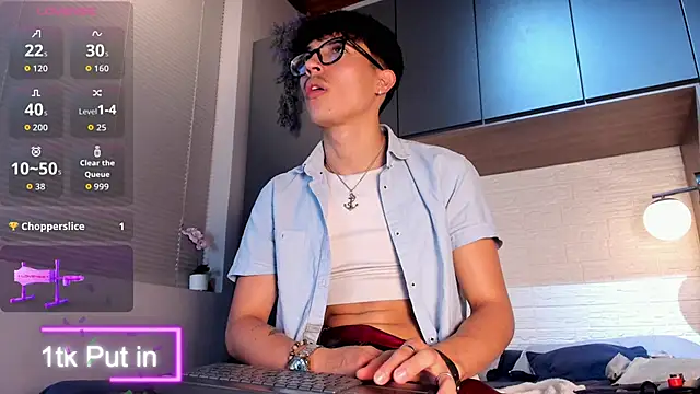 Snapshot of tim__fox chatting on November 12, 1:00 pm tim fox online show from November 12, 1:00 pm