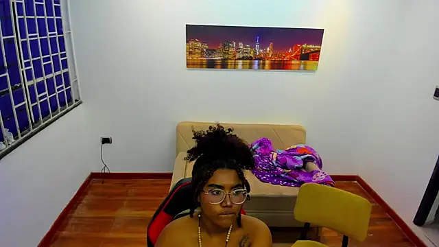 Sofia Boobs19 online show from February 3, 6:45 am