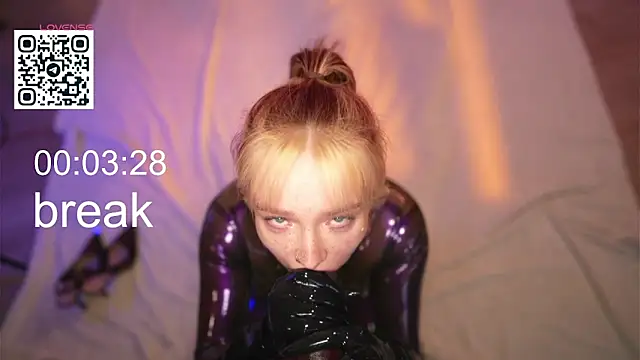 vse sukki online show from February 1, 3:27 am