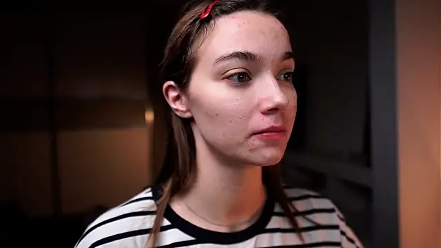 ileanacampbe online show from December 3, 4:31 am