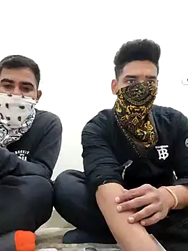 Snapshot of 13lusty chatting on January 31, 5:09 am 13lusty online show from January 31, 5:09 am