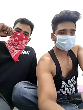 Snapshot of 13lusty chatting on February 3, 6:24 am 13lusty online show from February 3, 6:24 am