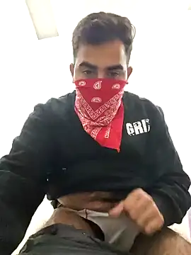 Snapshot of 13lusty chatting on February 4, 9:49 am 13lusty online show from February 4, 9:49 am