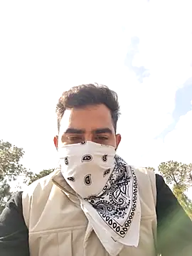 Snapshot of 13lusty chatting on February 21, 7:45 am 13lusty online show from February 21, 7:45 am