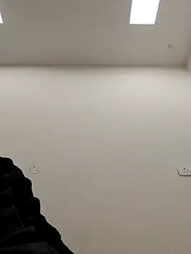 Snapshot of 13lusty chatting on February 24, 5:43 am 13lusty online show from February 24, 5:43 am