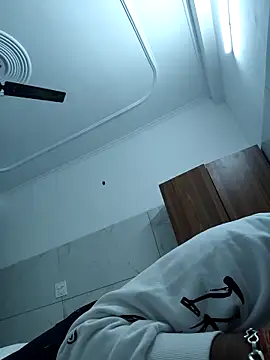 Snapshot of 13lusty chatting on March 1, 11:06 am 13lusty online show from March 1, 11:06 am